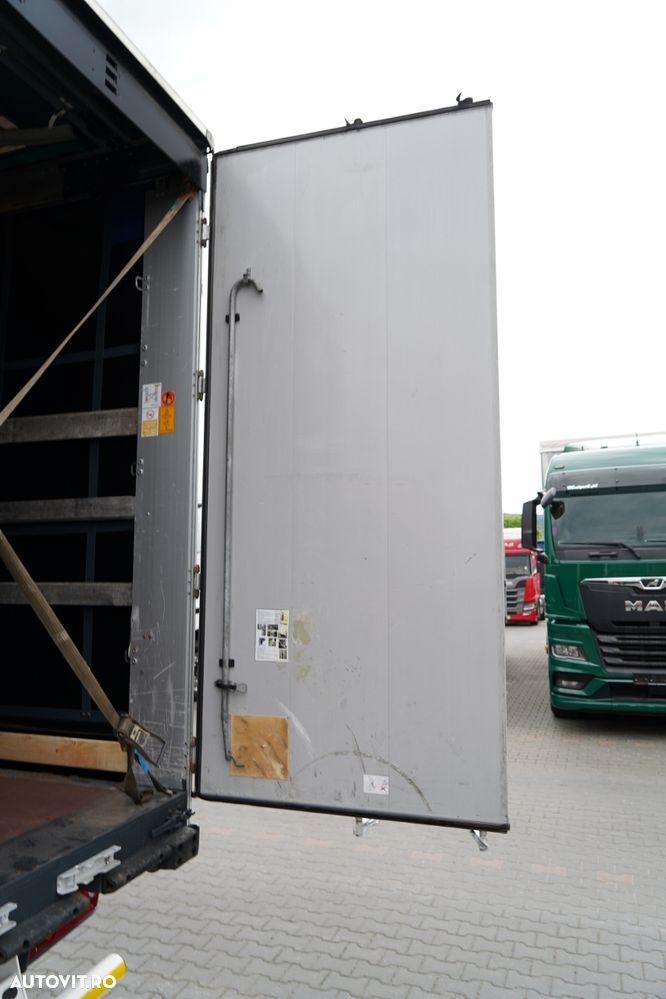 Wielton CORTINĂ WIELTON / MEGA / SISTEM BDE - STALPINI CULISANTI / AXE SAF / ACOPERIȘ ARMAT - 14