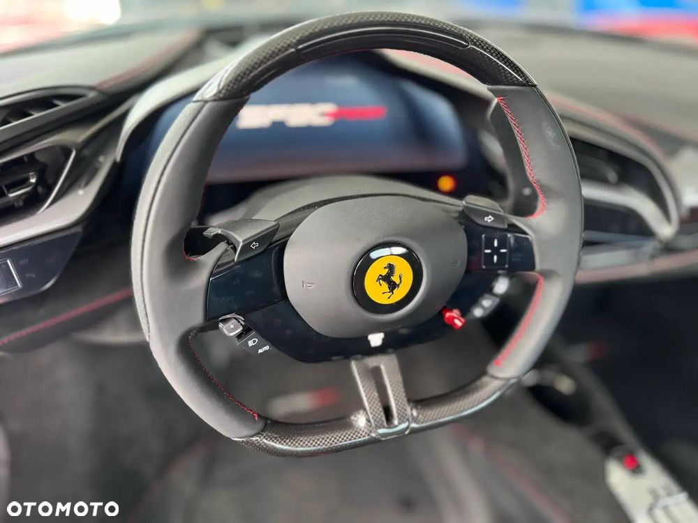 Ferrari SF90 Spider - 14