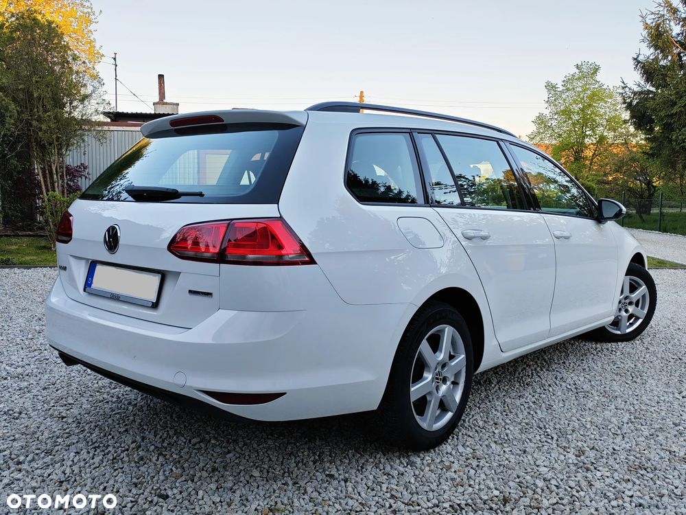 Volkswagen Golf 1.6 TDI BlueMotion Technology Lounge - 4