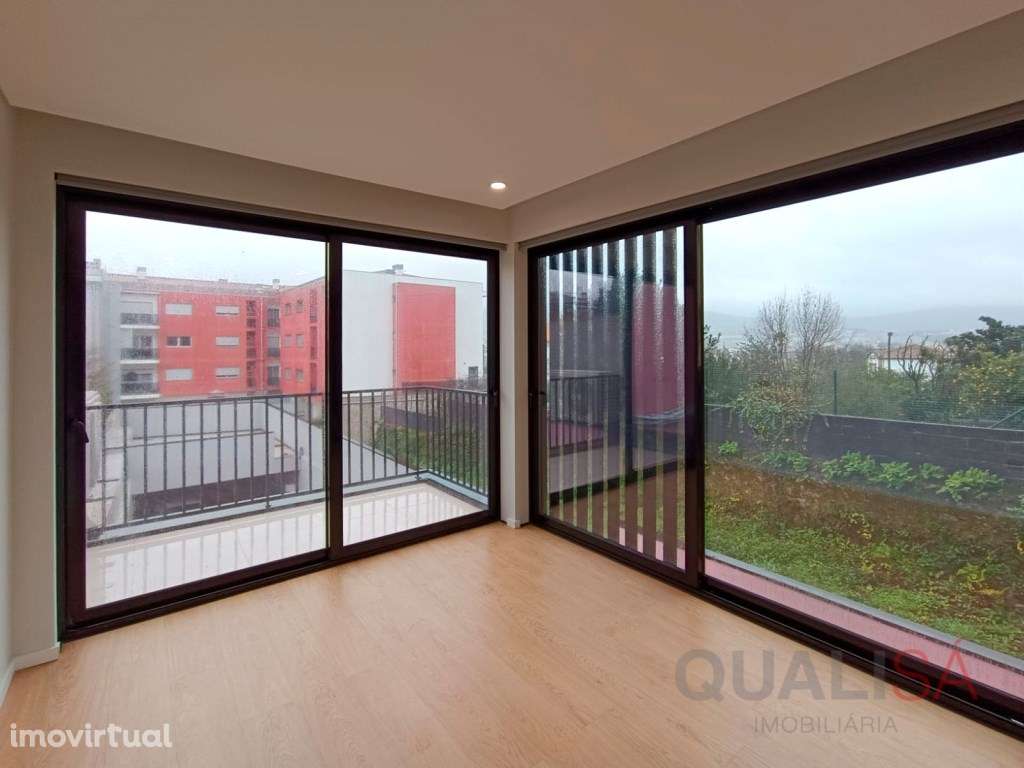 Apartamento T3 novo com lugar de garagem no centro de Braga, na Rua... - Grande imagem: 4/17