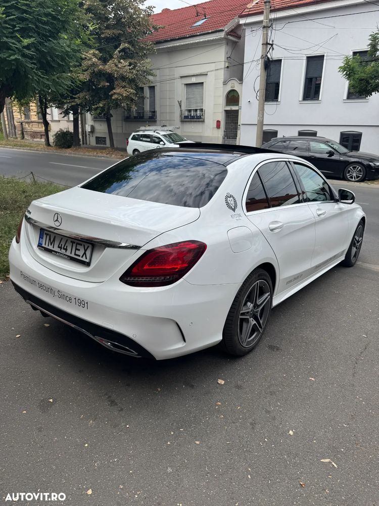 Mercedes-Benz C 220 d Aut - 8