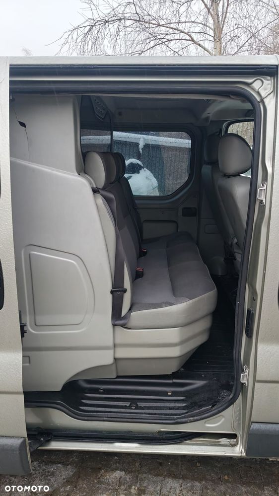 Opel Vivaro L1H1 2.7t - 11
