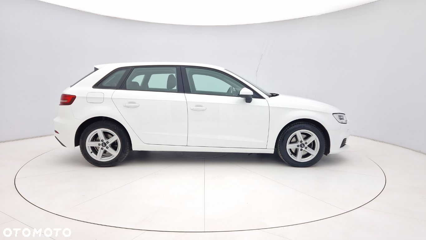 Audi A3 1.5 TFSI S tronic - 8
