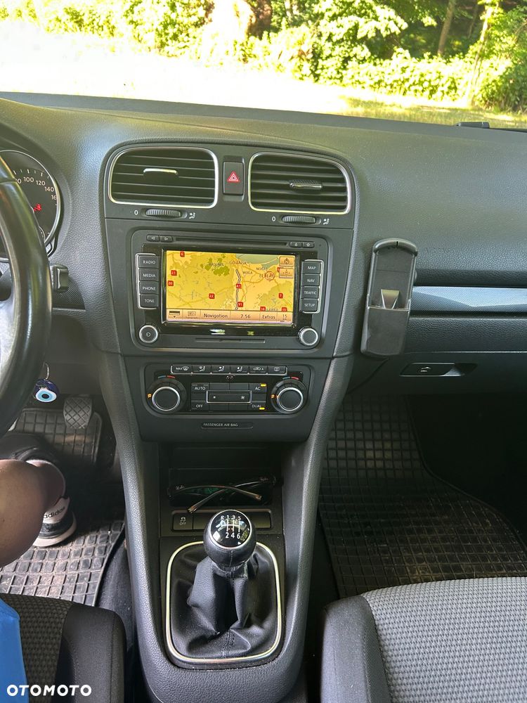 Volkswagen Golf 2.0 TDI Highline - 8