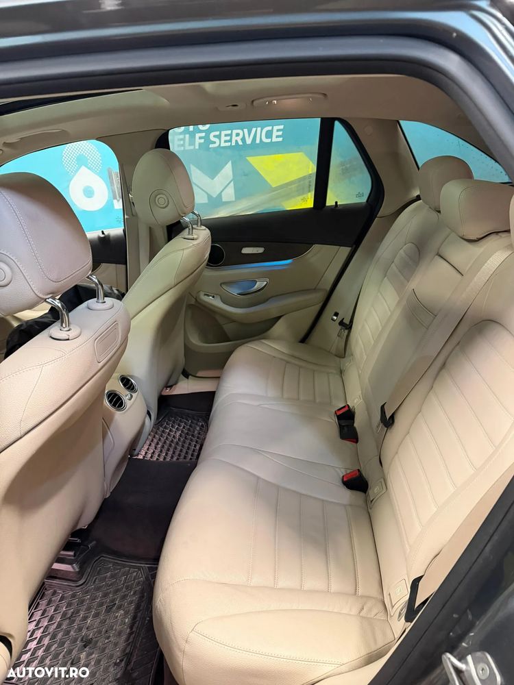 Mercedes-Benz GLC - 7