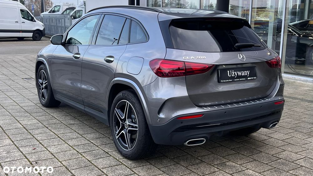 Mercedes-Benz GLA 200 AMG Line - 7