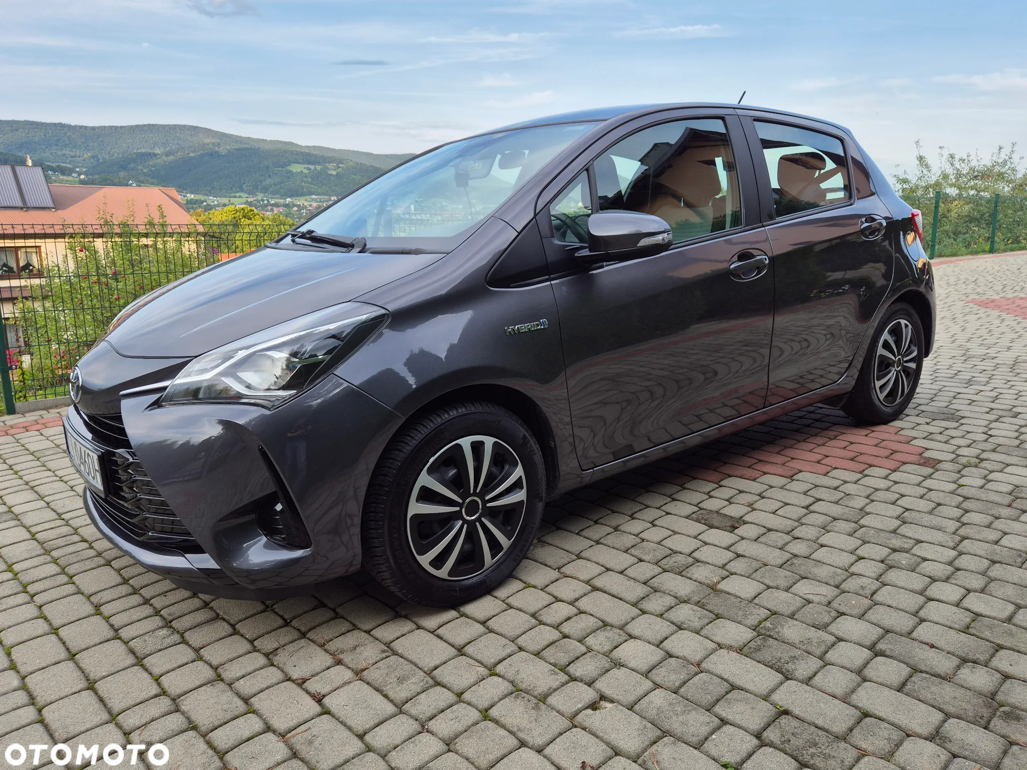 Toyota Yaris - 11