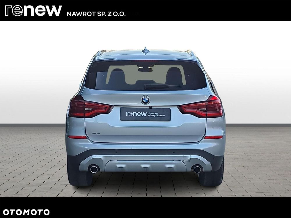 BMW X3 sDrive18d - 4