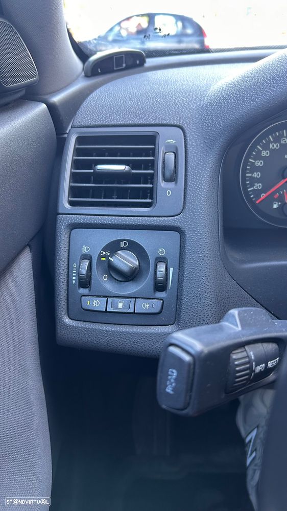 Volvo V50 1.6 D Momentum - 16