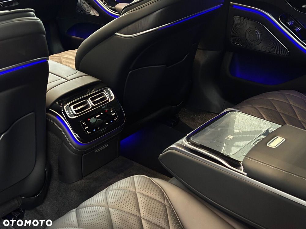 Mercedes-Benz Klasa S - 21