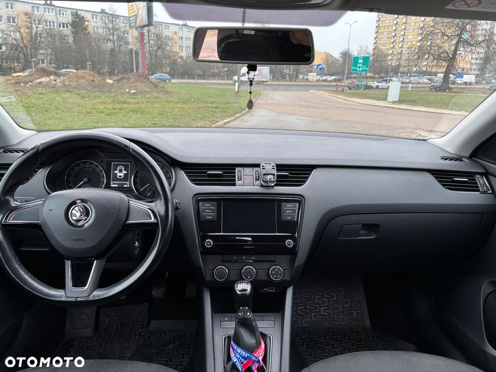 Skoda Octavia 1.6 TDI Active - 8