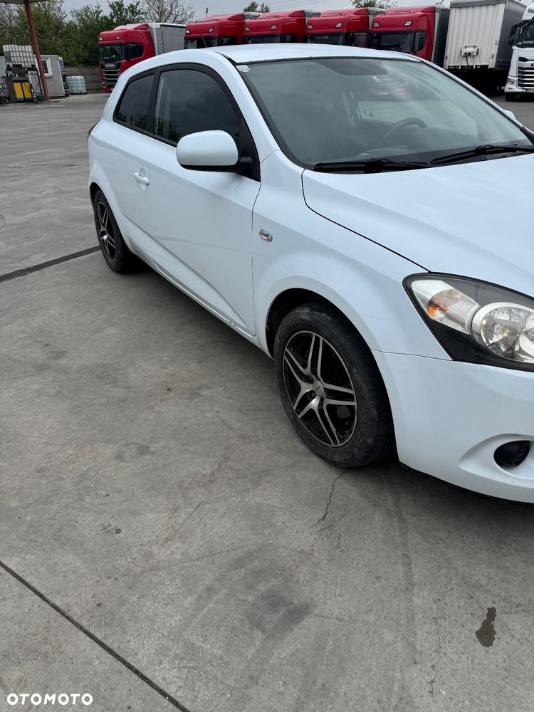 Kia ProCeed 1.4 Comfort - 3