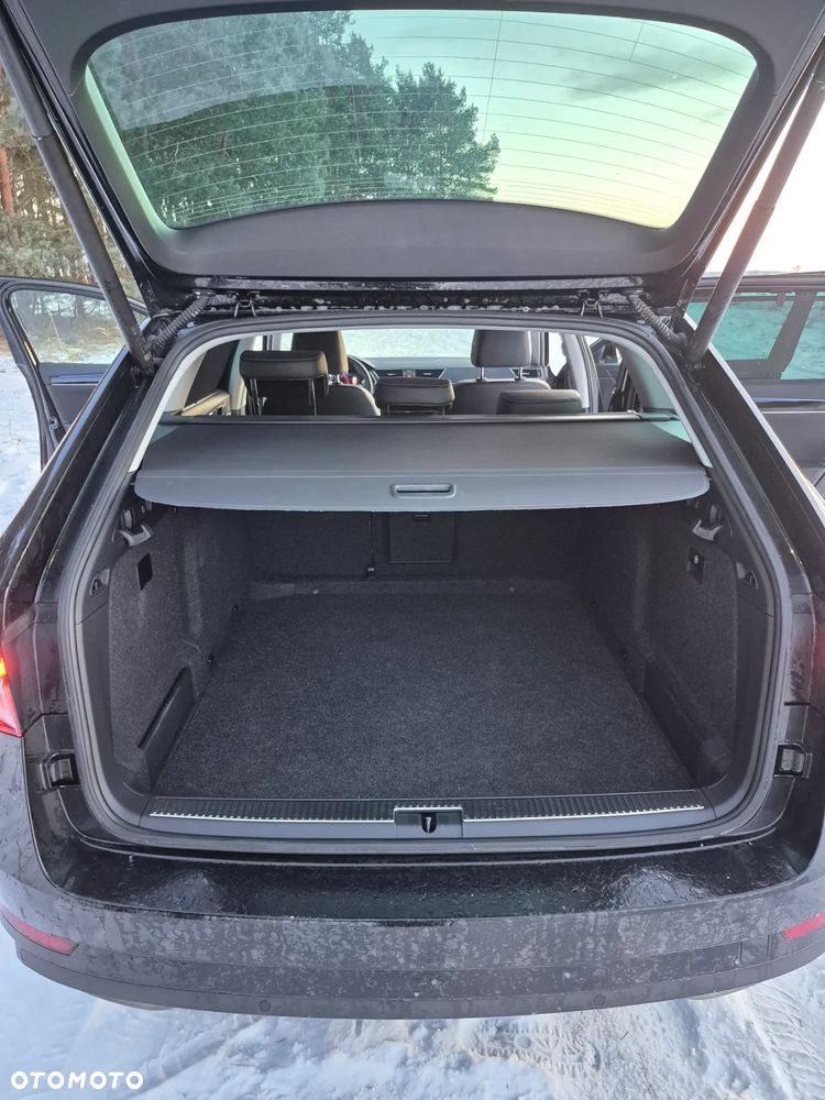 Skoda Superb 2.0 TDI SCR L&K DSG - 21