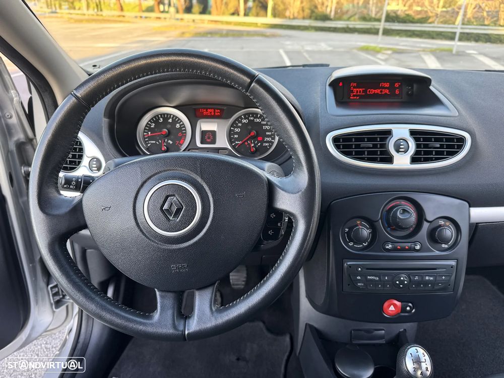 Renault Clio 1.2 16V Dynamique S - 11