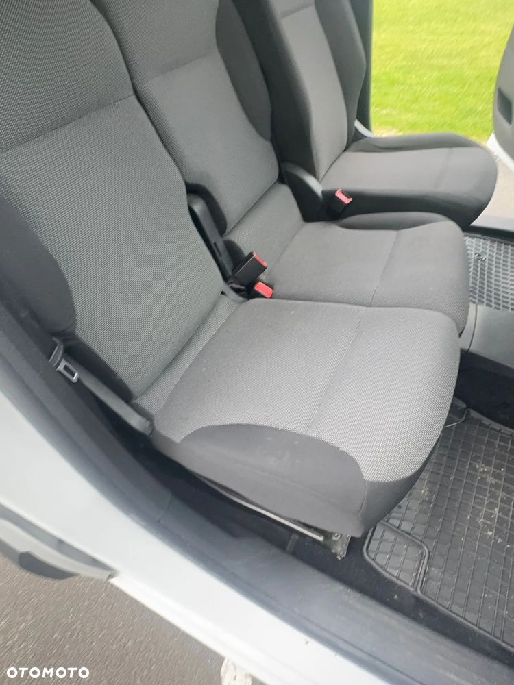 Opel Combo 1.5 CDTI Essentia S&S - 8