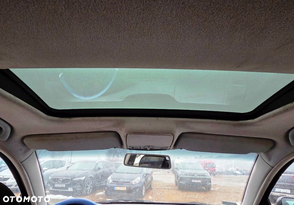 Volkswagen Passat - 13