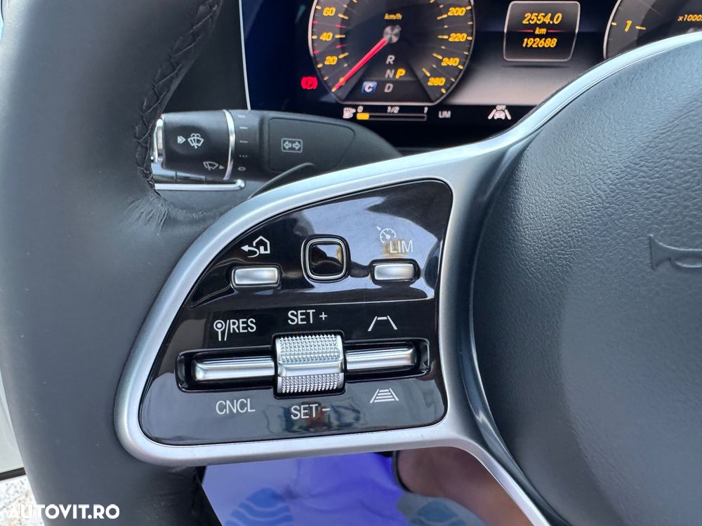 Mercedes-Benz E 400 d 4Matic T 9G-TRONIC - 20