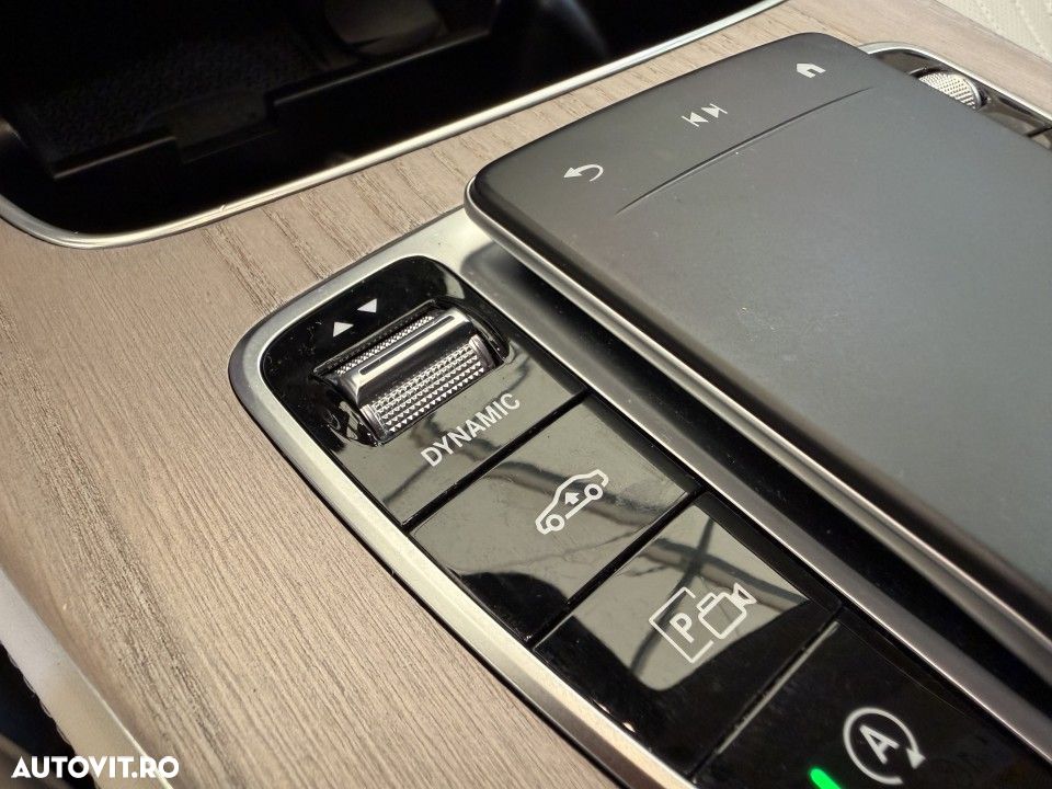 Mercedes-Benz CLS - 39