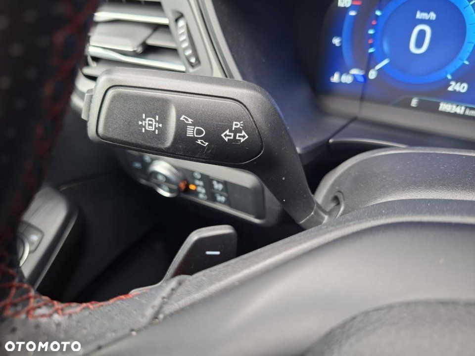 Ford Kuga - 20