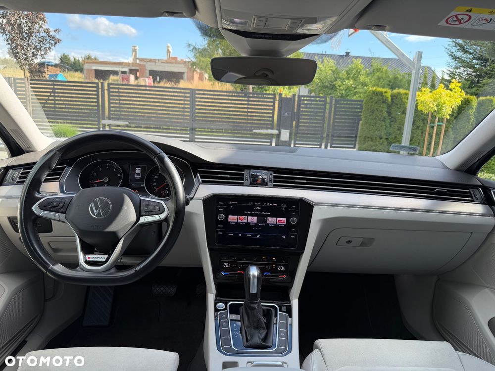 Volkswagen Passat 2.0 TSI 4Mot Elegance DSG - 25
