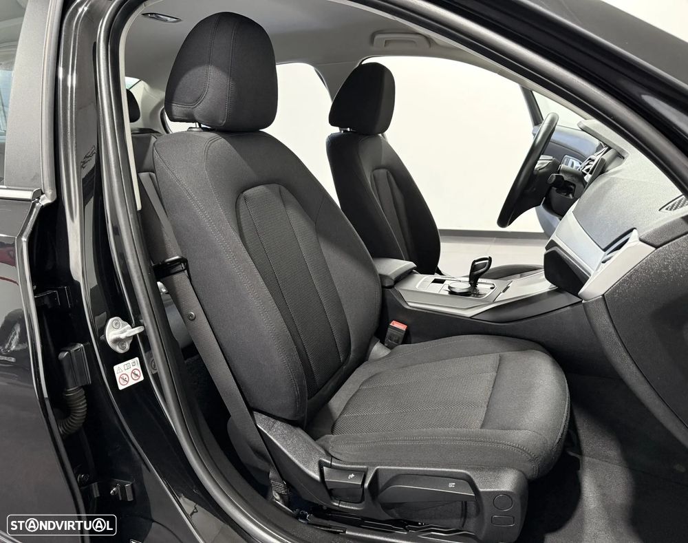 BMW 330 e Corporate Edition Auto - 41