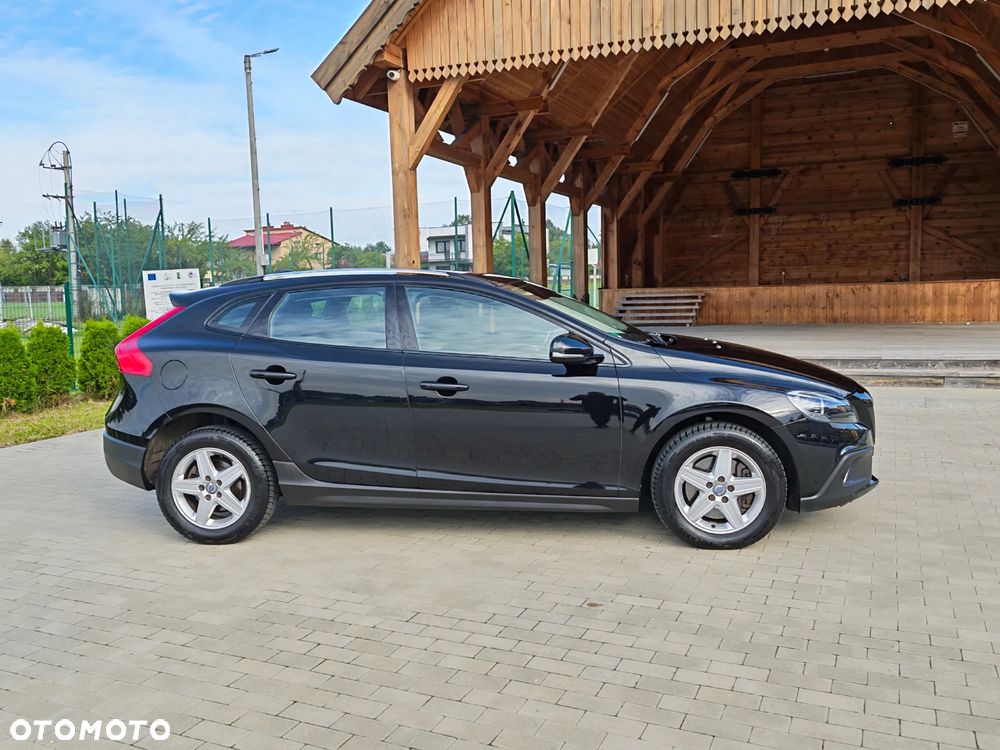 Volvo V40 T3 Drive-E Momentum - 4