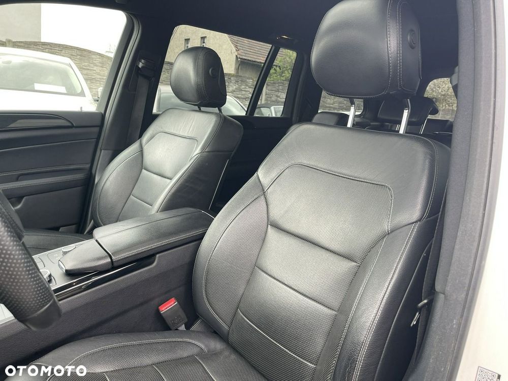 Mercedes-Benz GLS 350 d 4Matic 9G-TRONIC AMG Line - 13