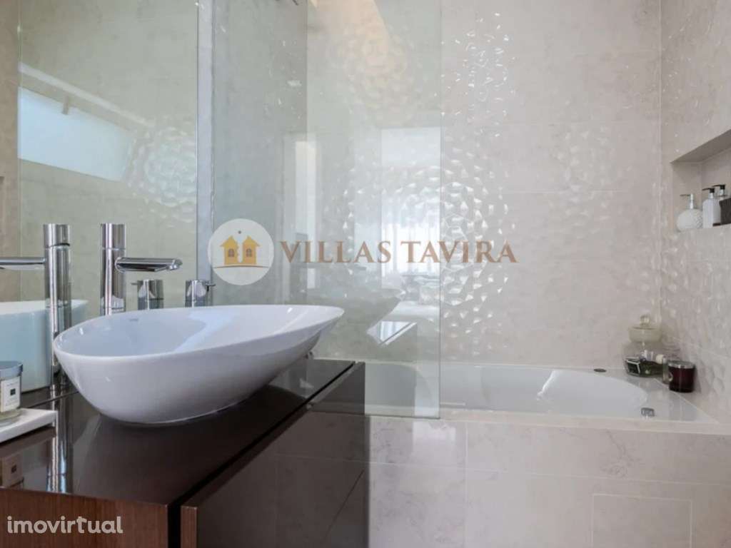 Moradia T3 de Luxo com Piscina, Vista Mar e Acabamentos Premium - Grande imagem: 4/53