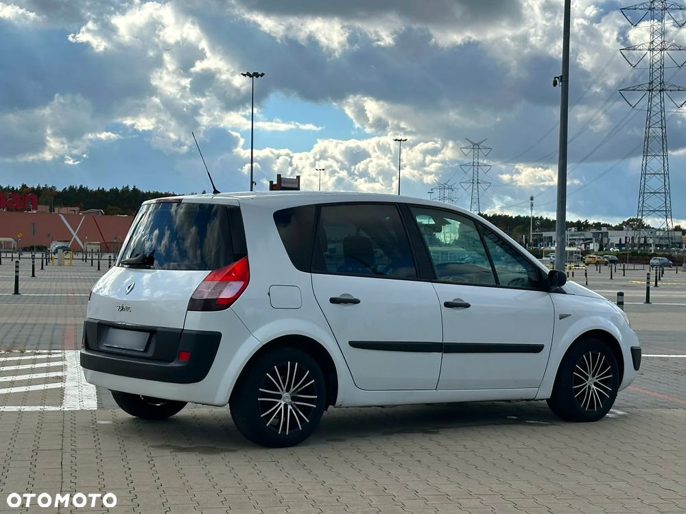 Renault Scenic 2.0 dCi 16V Infinity - 4