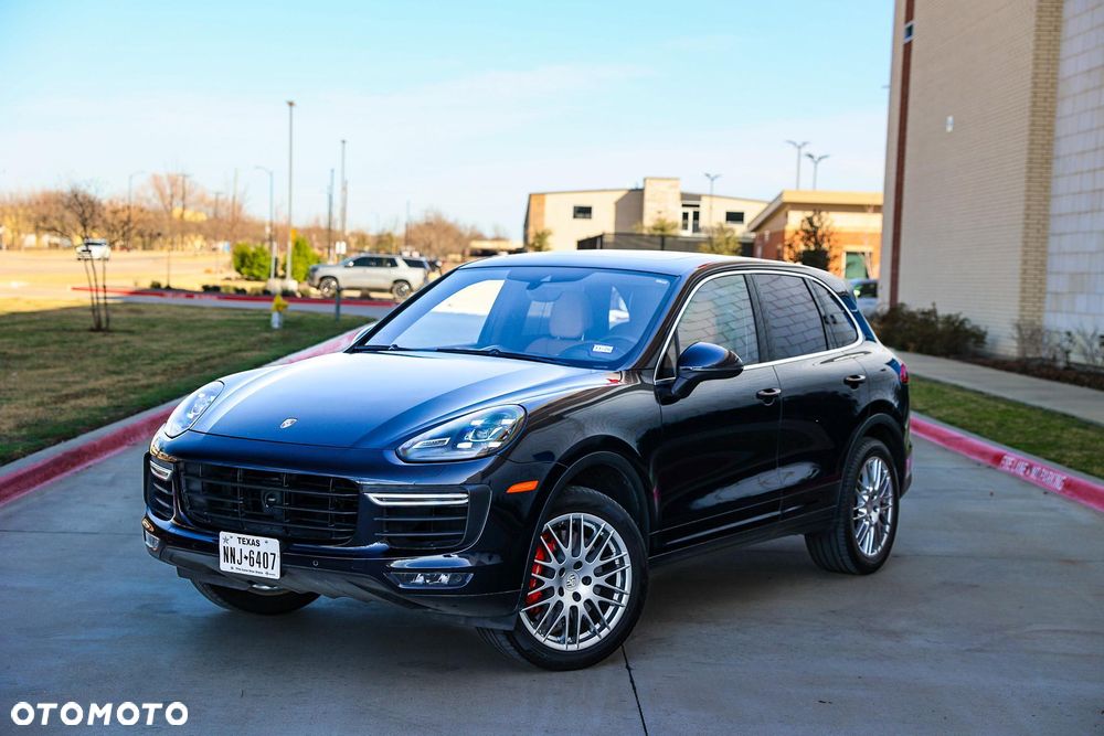 Porsche Cayenne - 5