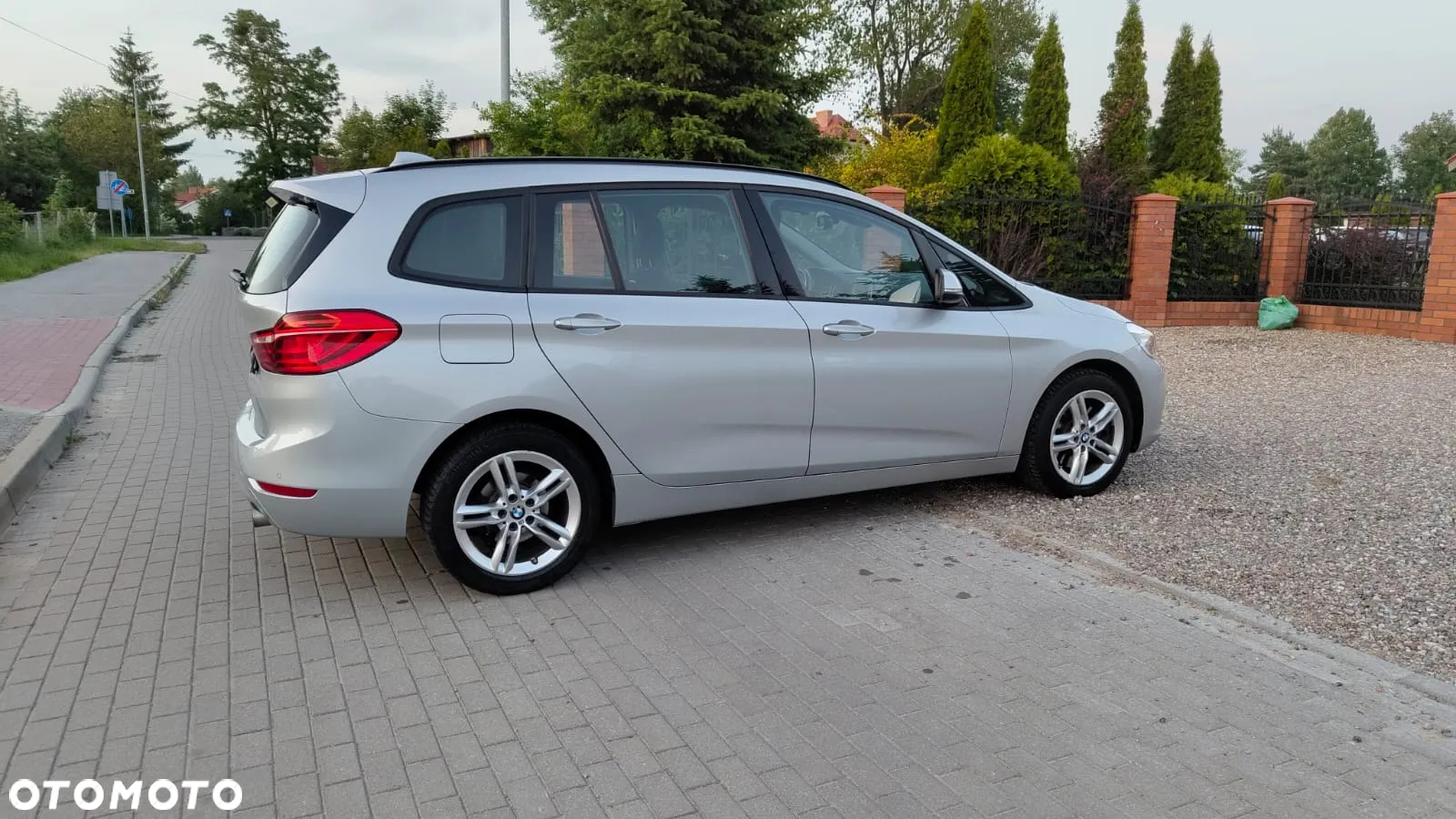BMW Seria 2 220d Active Tourer M Sport - 21