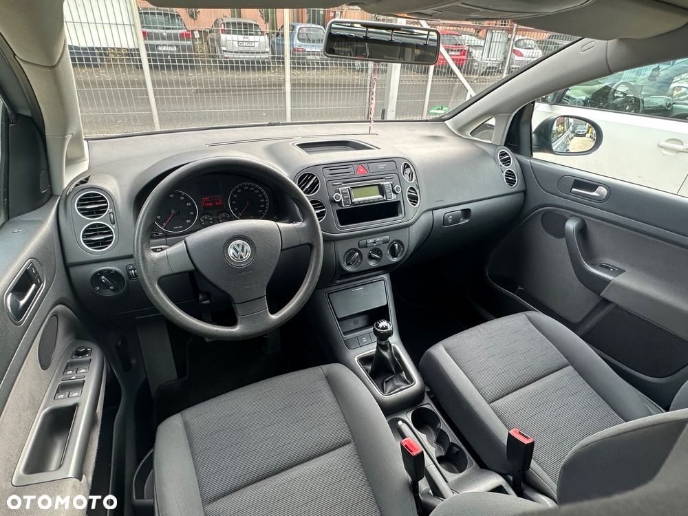 Volkswagen Golf Plus - 23