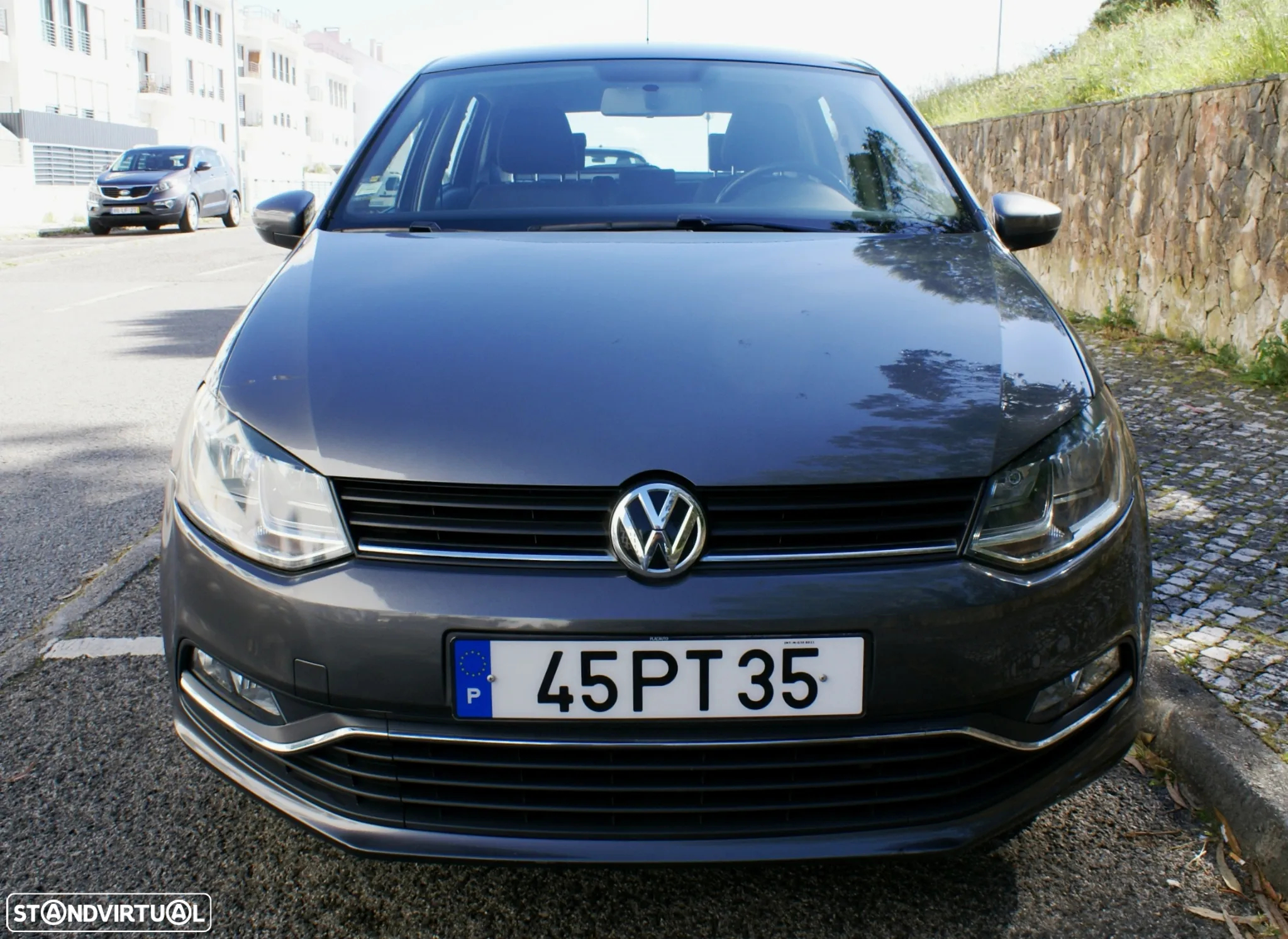 VW Polo 1.0 Confortline - 2