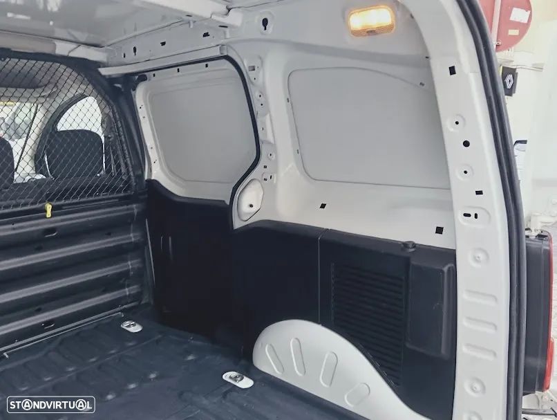 Citroën Berlingo BlueHDI Club L1 3 Lugares iva dedutivel - 42