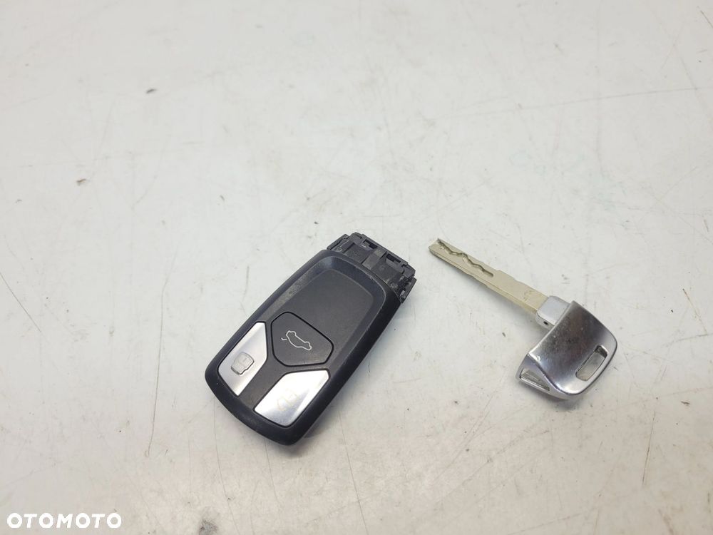 KLUCZYK PILOT KEYLESS AUDI Q5 FY A4 B9 A5 8W Q7 4M 4M0959754T 1/26 - 4