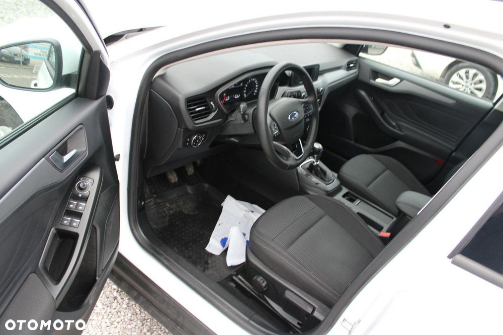 Ford Focus - 16