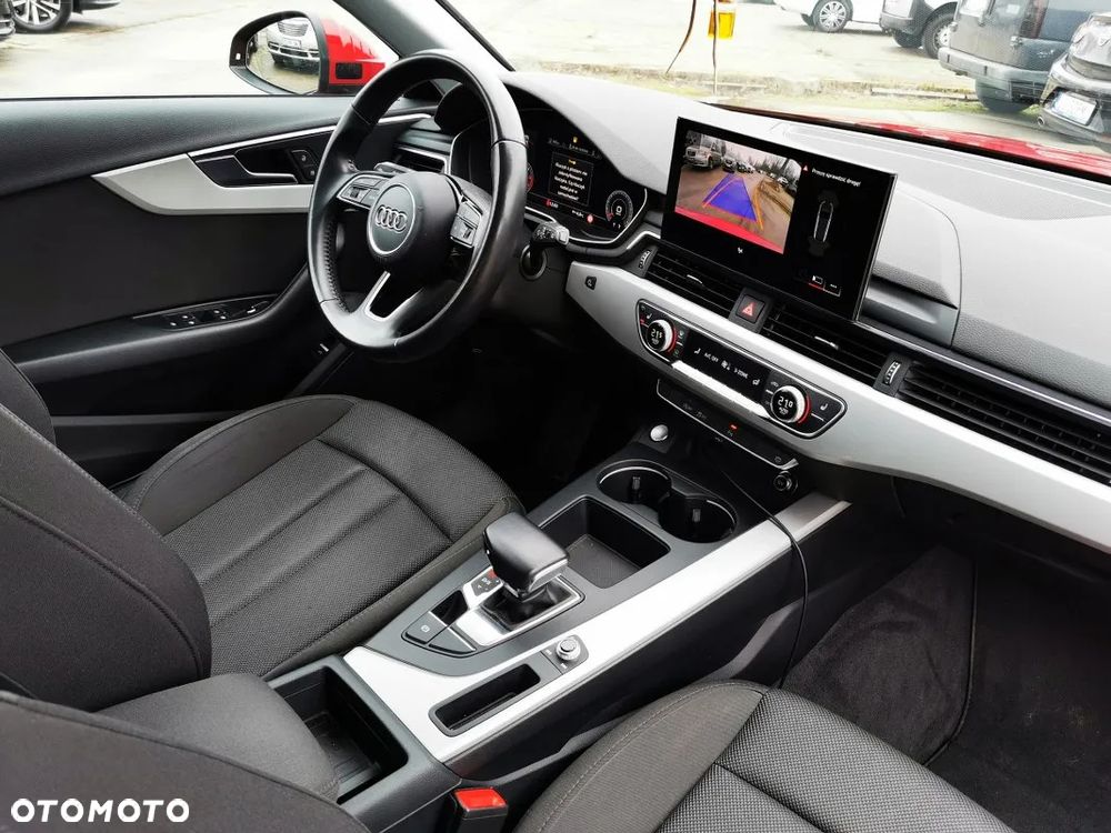 Audi A4 Avant 35 TDI Sport S tronic - 34