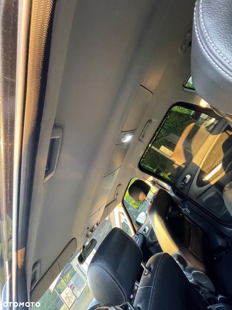 Ford Galaxy 2.0 TDCi Ghia - 10