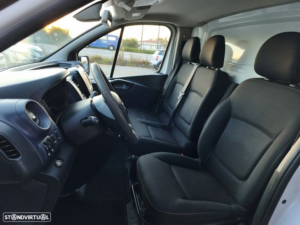 Opel Vívaro 1.6 CDTI 120cv Iva Dedutível - 12