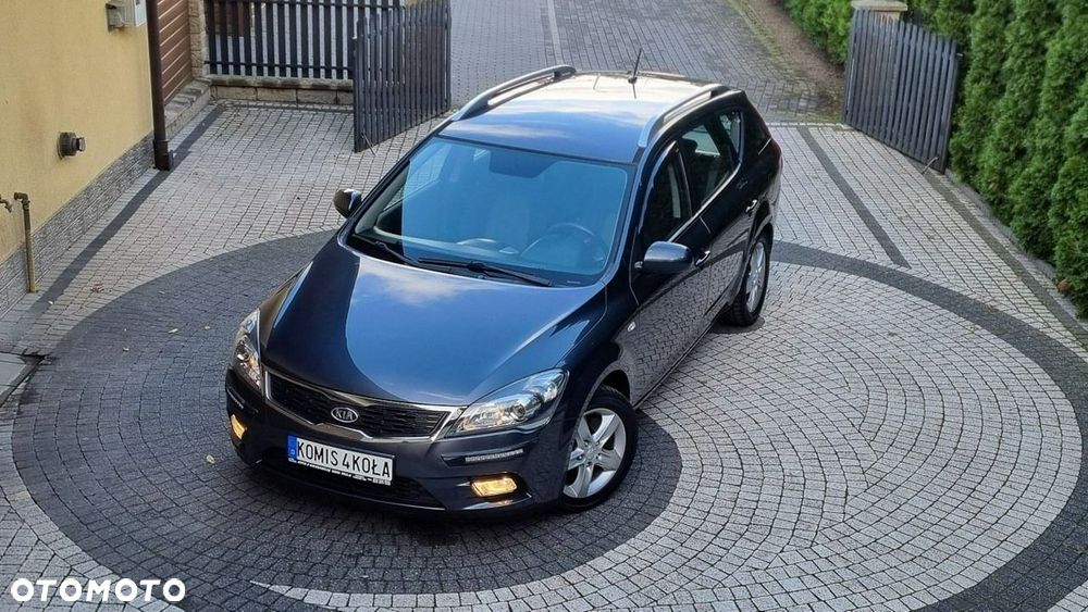 Kia Ceed - 17
