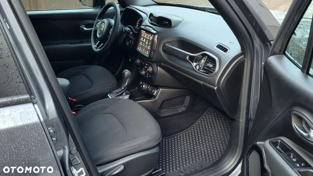 Jeep Renegade - 25