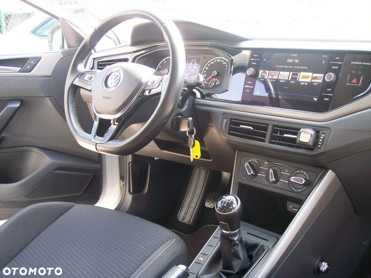 Volkswagen Polo 1.0 TSI Comfortline - 16