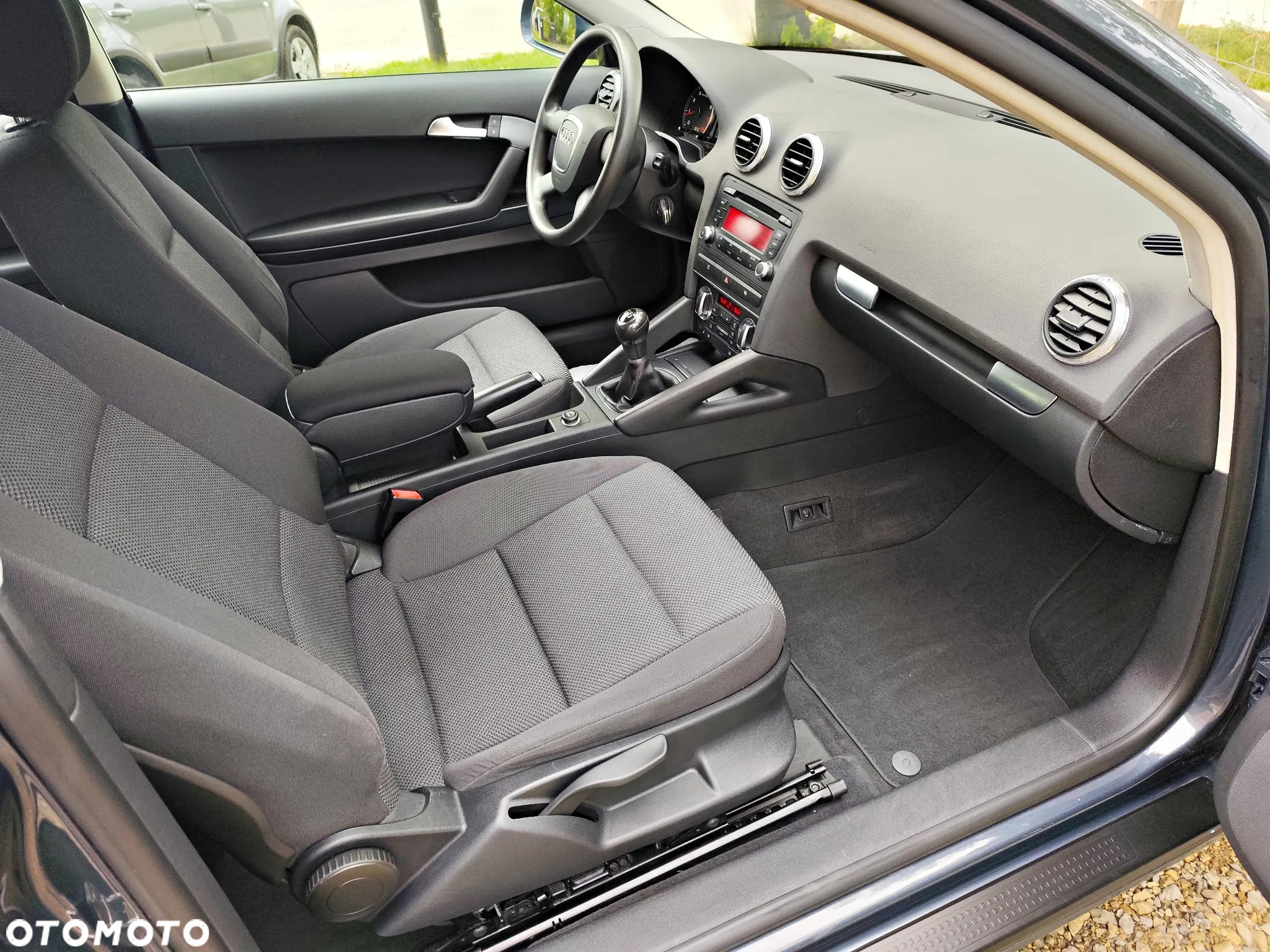 Audi A3 1.6 Attraction - 8