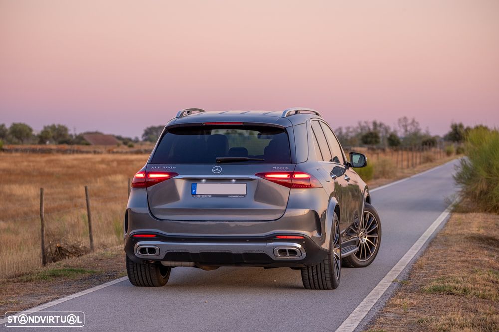 Mercedes-Benz GLE 300 d 4Matic - 4