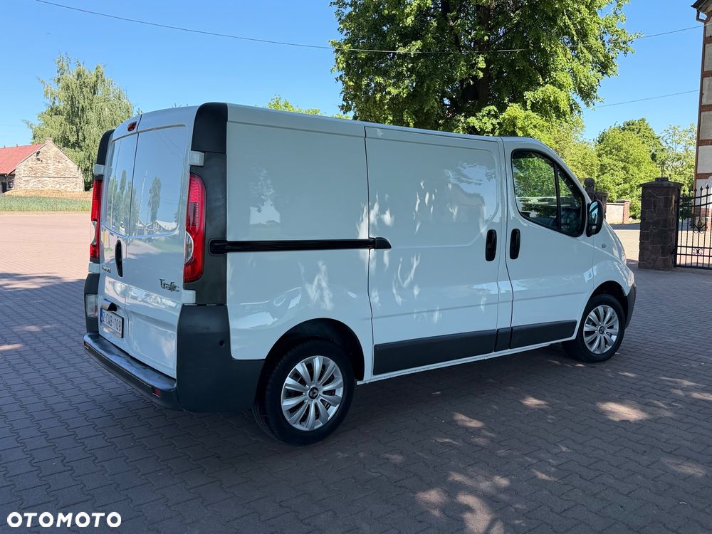 Renault Trafic - 13
