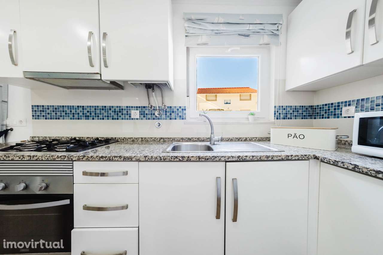 Moradia T1+3 a 500M da praia em São Martinho do Porto - Grande imagem: 3/33