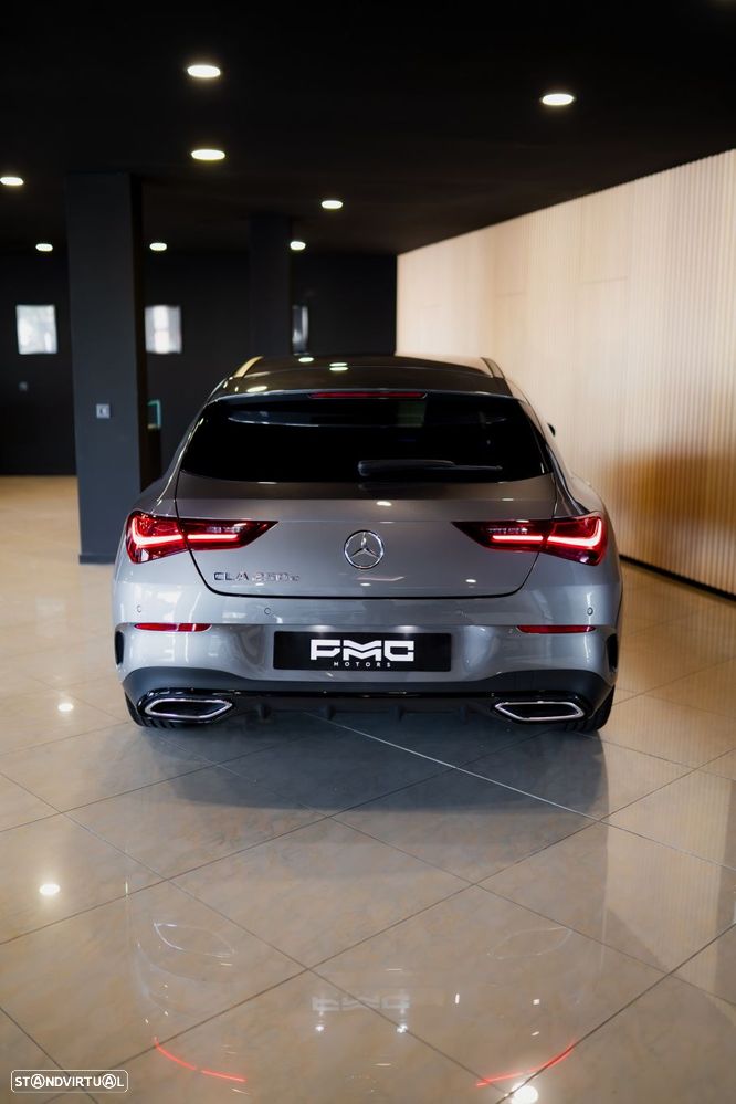 Mercedes-Benz CLA 250 e Shooting Brake AMG Line - 13