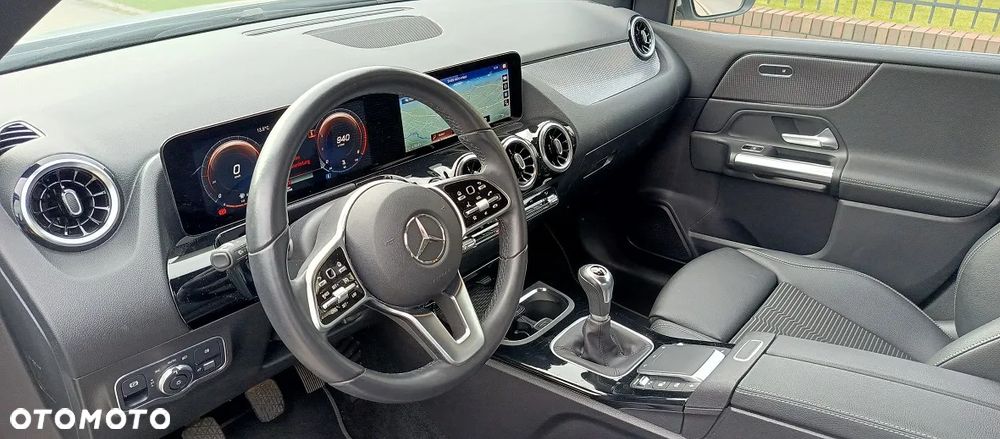 Mercedes-Benz Klasa B 200 Edition 2020 - 17