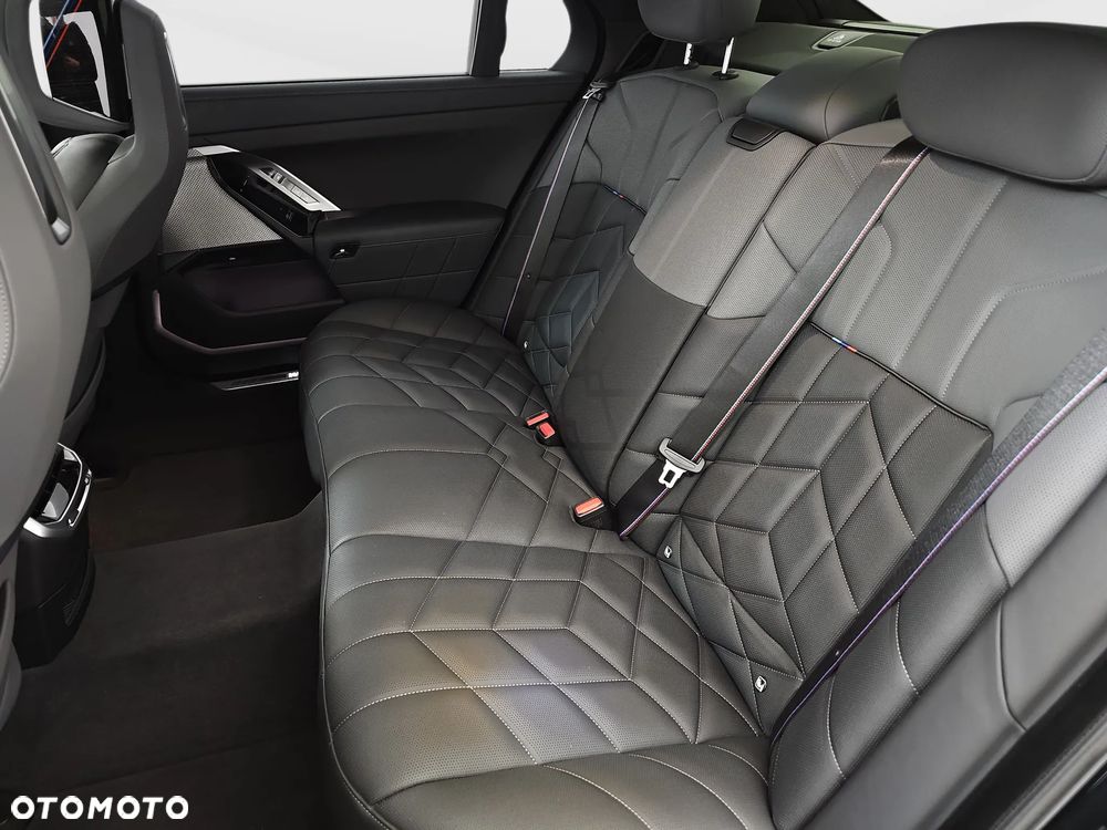 BMW Seria 7 740d xDrive mHEV sport - 18