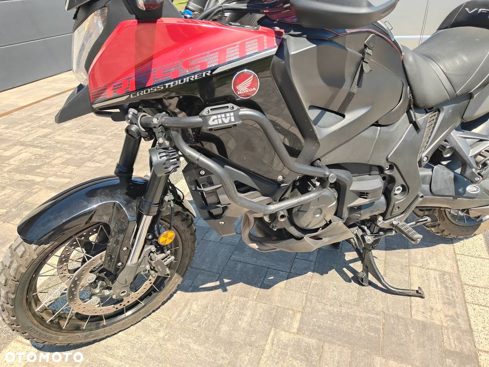 Honda VFR - 7